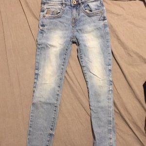 Zara boys light wash skinny jeans size 6